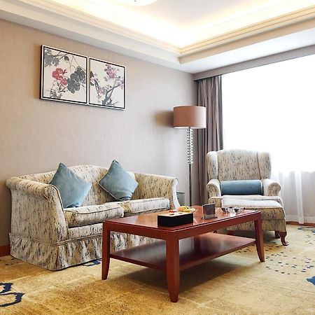 Ramada Plaza Tianlu Hotel Vuhan Dış mekan fotoğraf