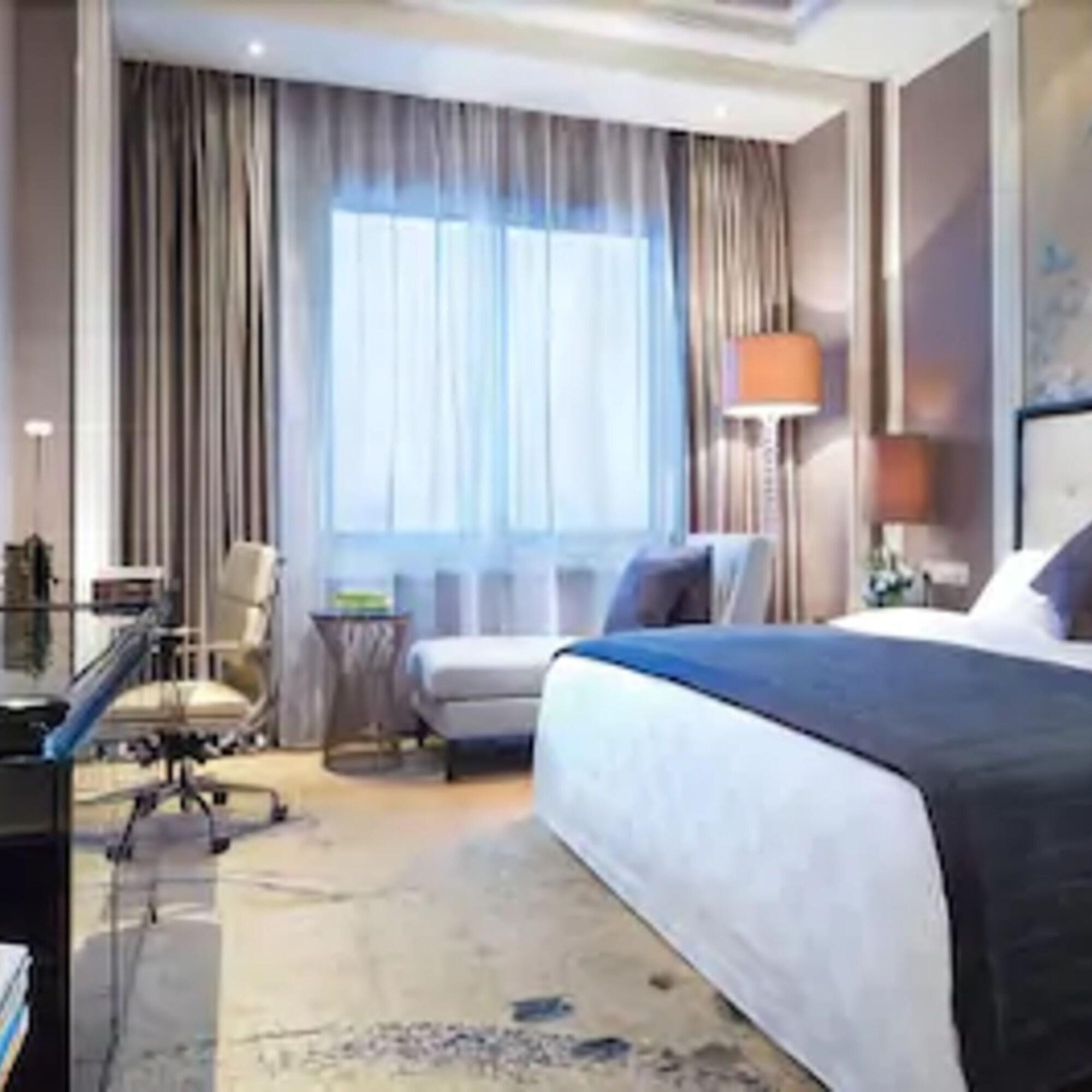 Ramada Plaza Tianlu Hotel Vuhan Dış mekan fotoğraf