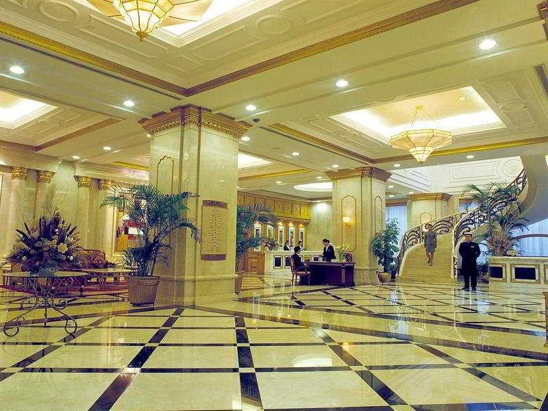 Ramada Plaza Tianlu Hotel Vuhan İç mekan fotoğraf