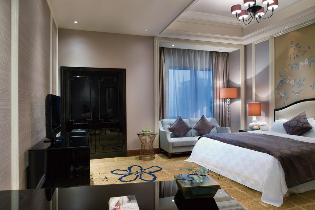 Ramada Plaza Tianlu Hotel Vuhan Dış mekan fotoğraf