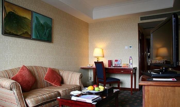 Ramada Plaza Tianlu Hotel Vuhan Oda fotoğraf